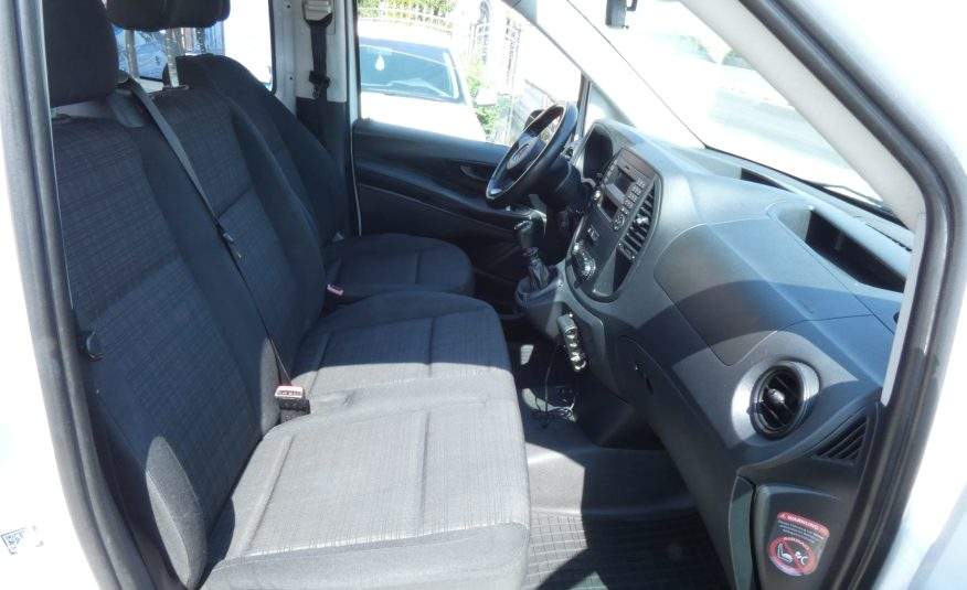 Mercedes Vito Mixt-6locuri+spatiu de marfa