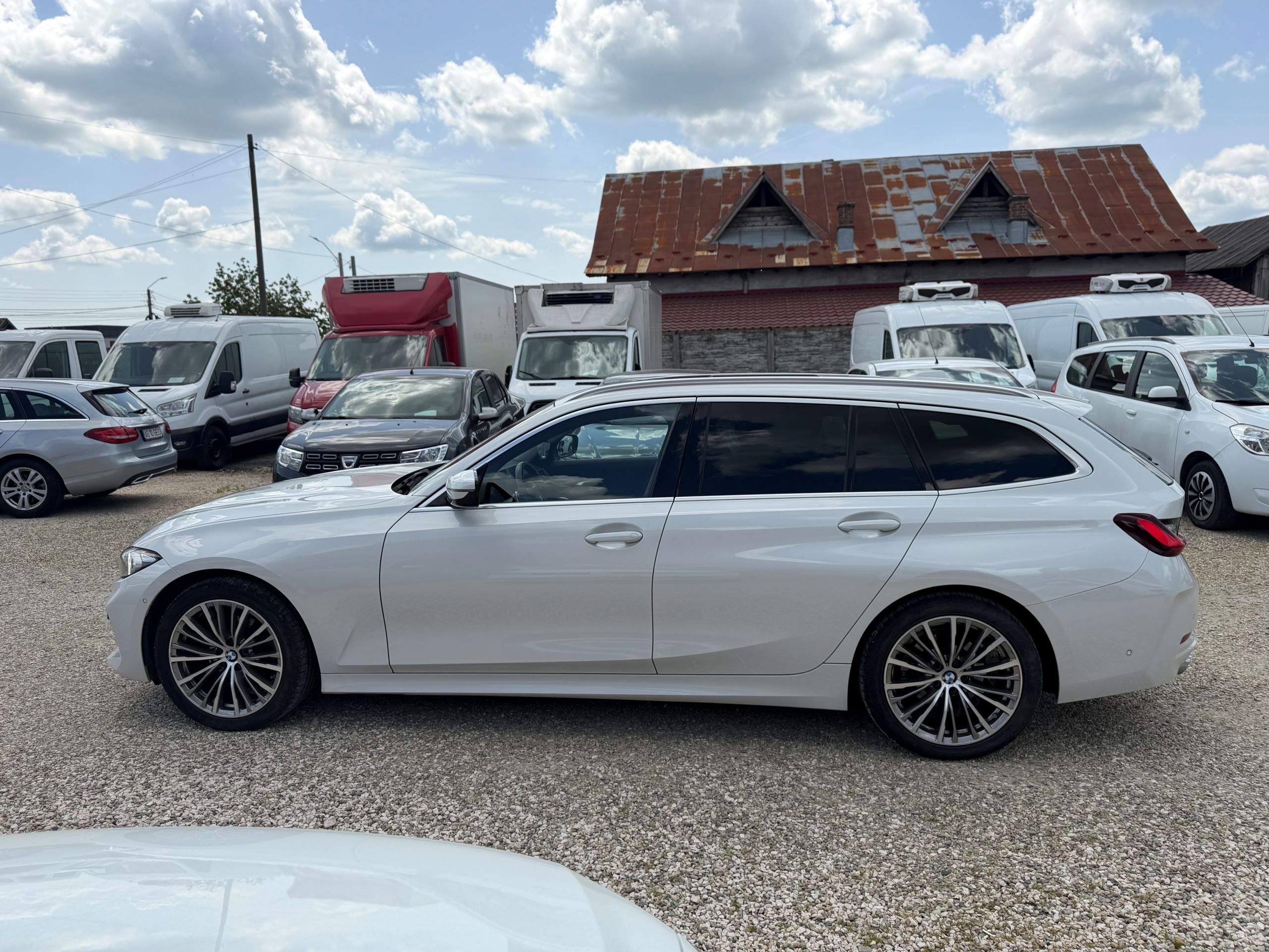 BMW Seria 3 320d xDrive Touring LCI