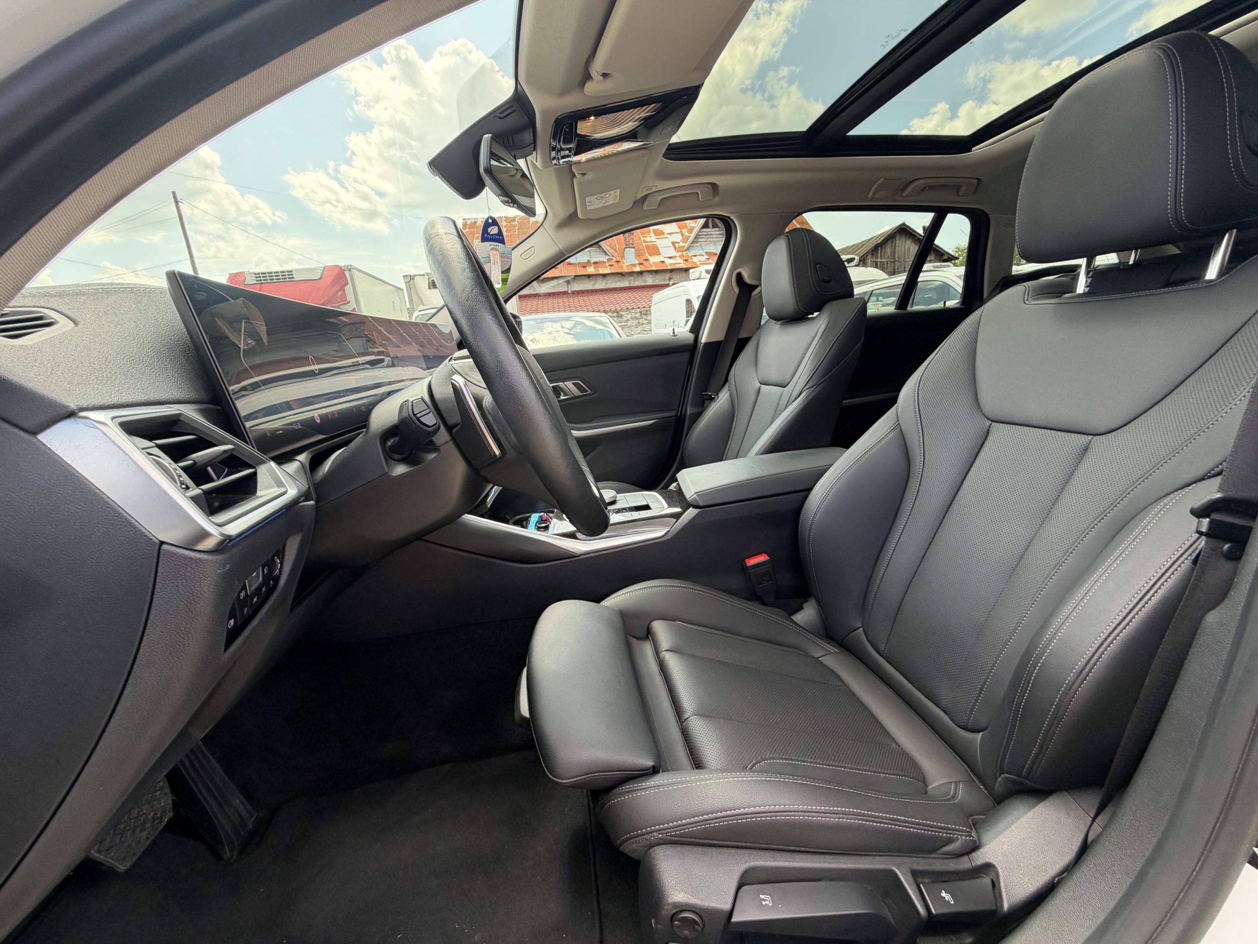 BMW Seria 3 320d xDrive Touring LCI