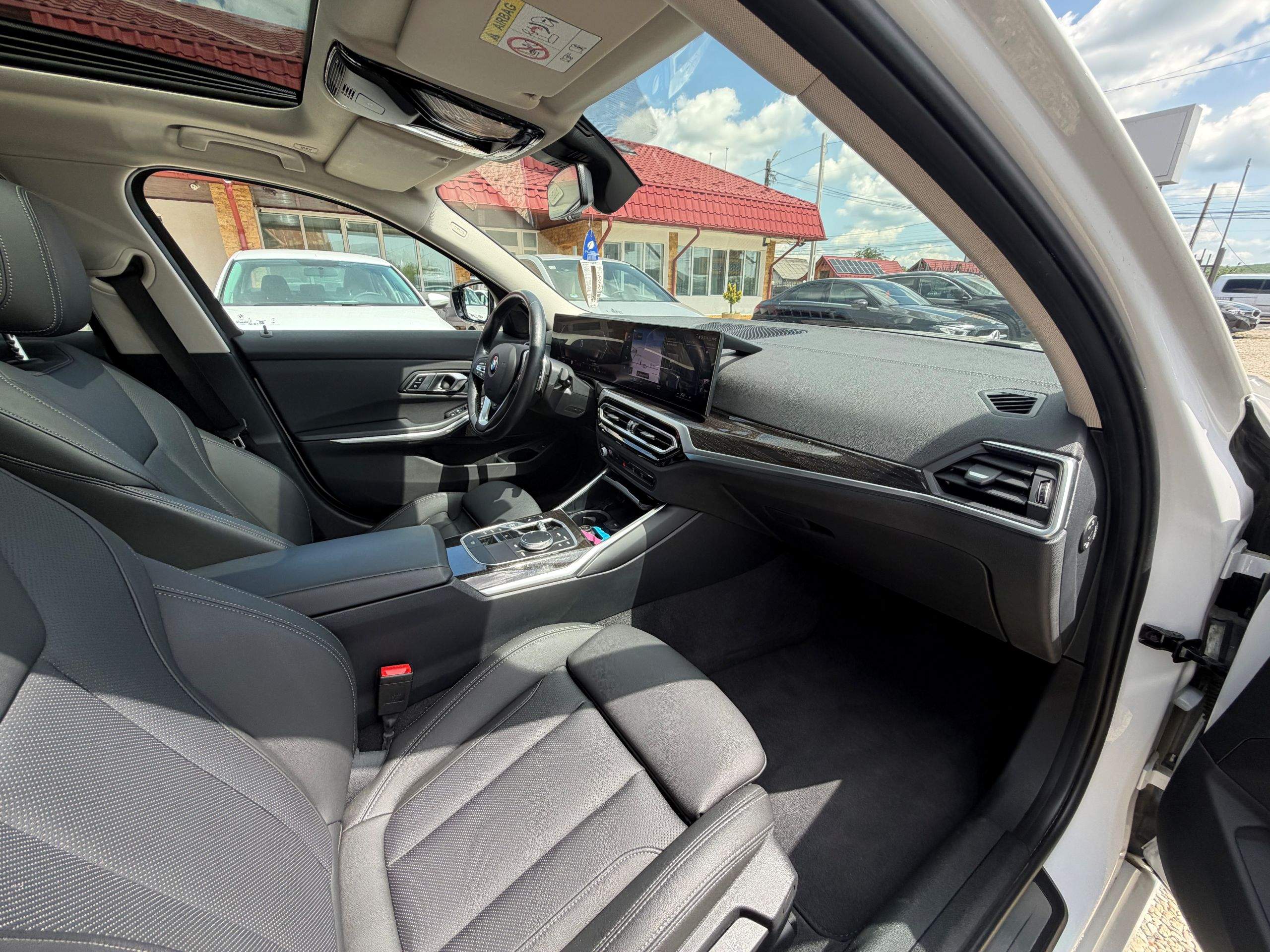 BMW Seria 3 320d xDrive Touring LCI