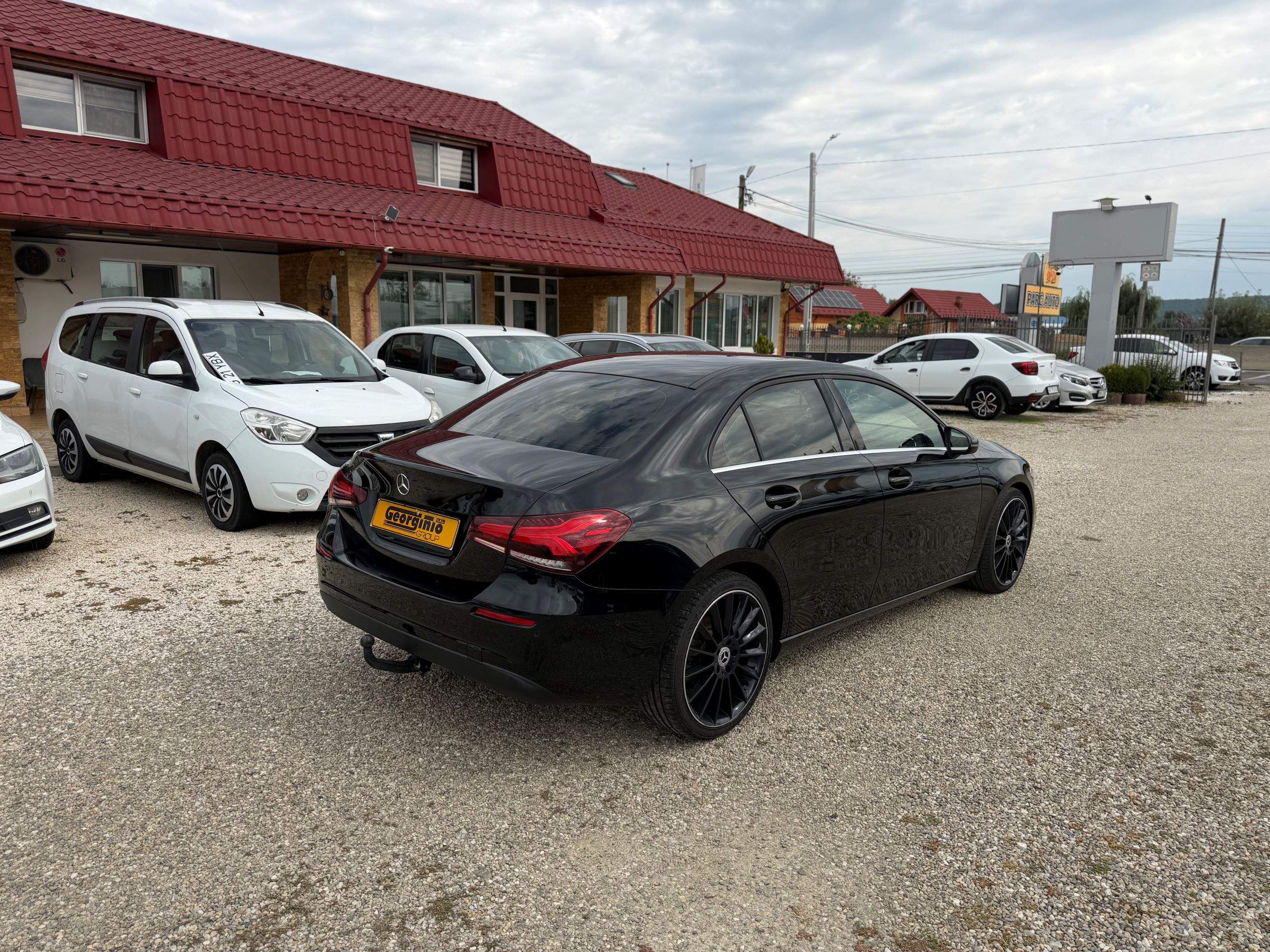 Mercedes-Benz A180d 7G Sedan